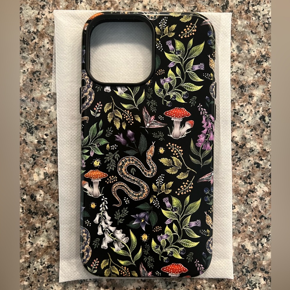 Stringberry iPhone 13 Pro Max Tough Case